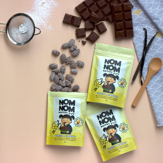 Vanilla & Milk Chocolate Almonds Pouch 60g